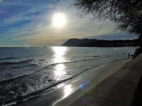 cosy studio clim mer 1mn, La Seyne-Sur-Mer